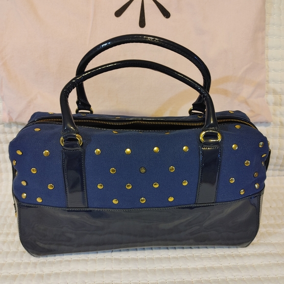 ISSACMIZRAHILIVE - Picture 2 of 3